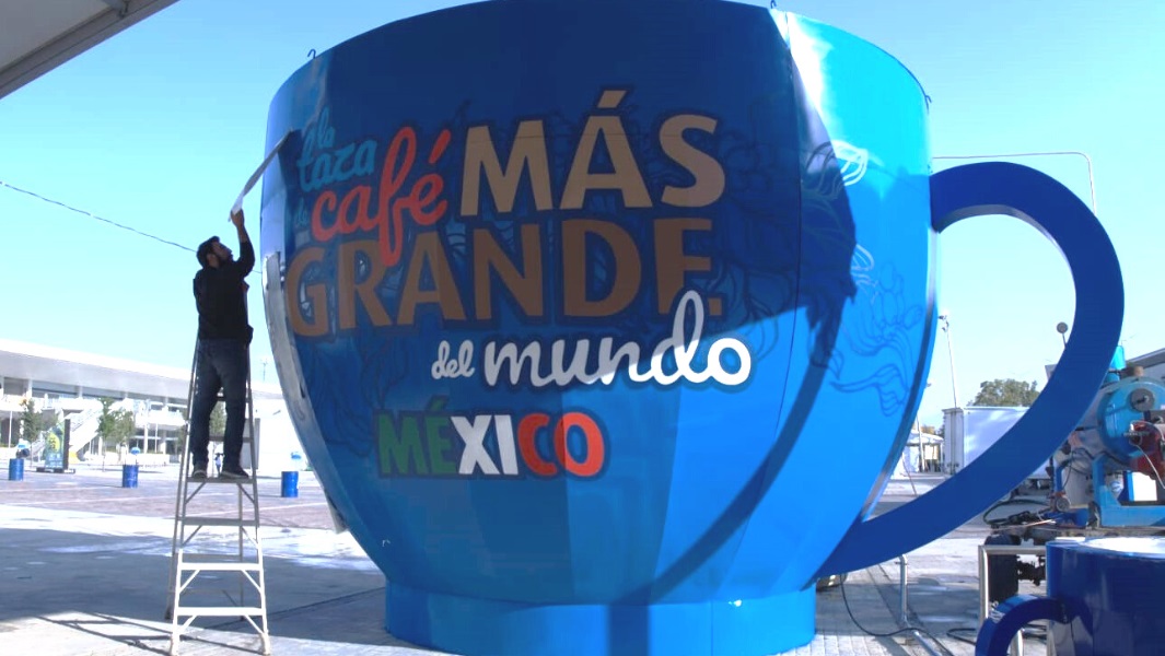La taza de café mas grande del mundo fue preparada en México