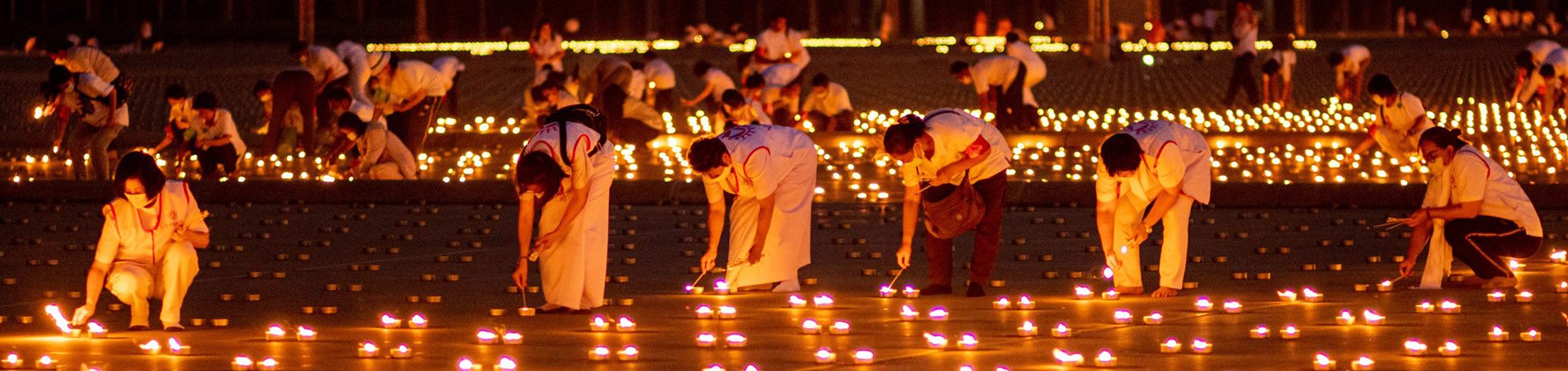 Largest flaming image using candles
