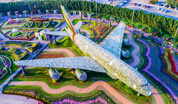 Largest flower arrangement structure